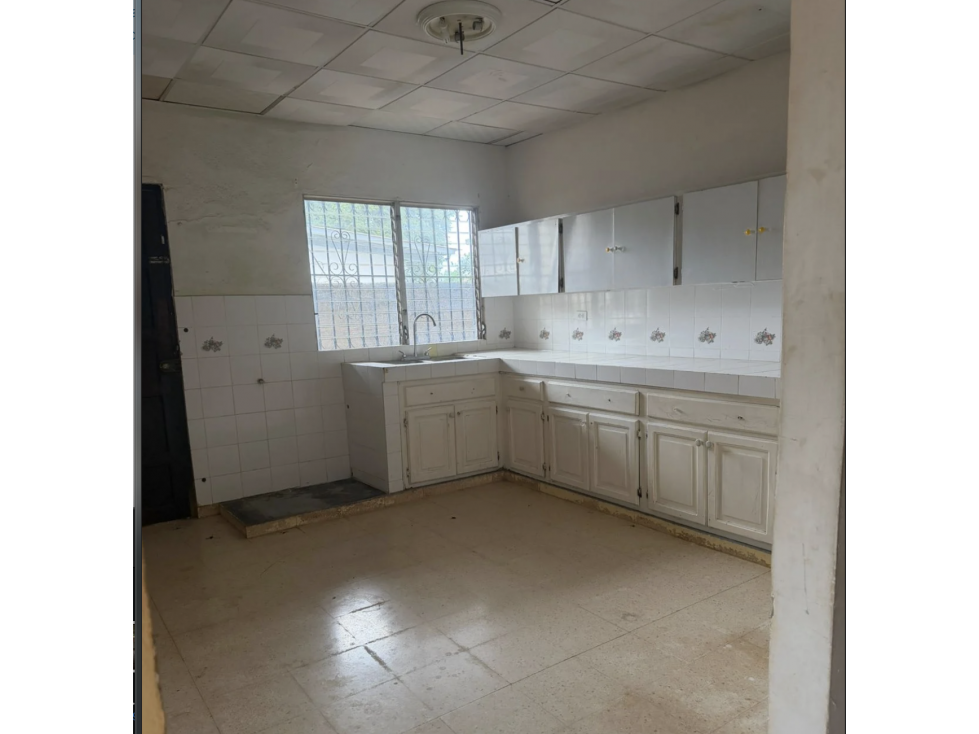 HERRERA / CHITRE / 609M / 3 HABITACIONES / 2 PARKING / TERRAZA - 4