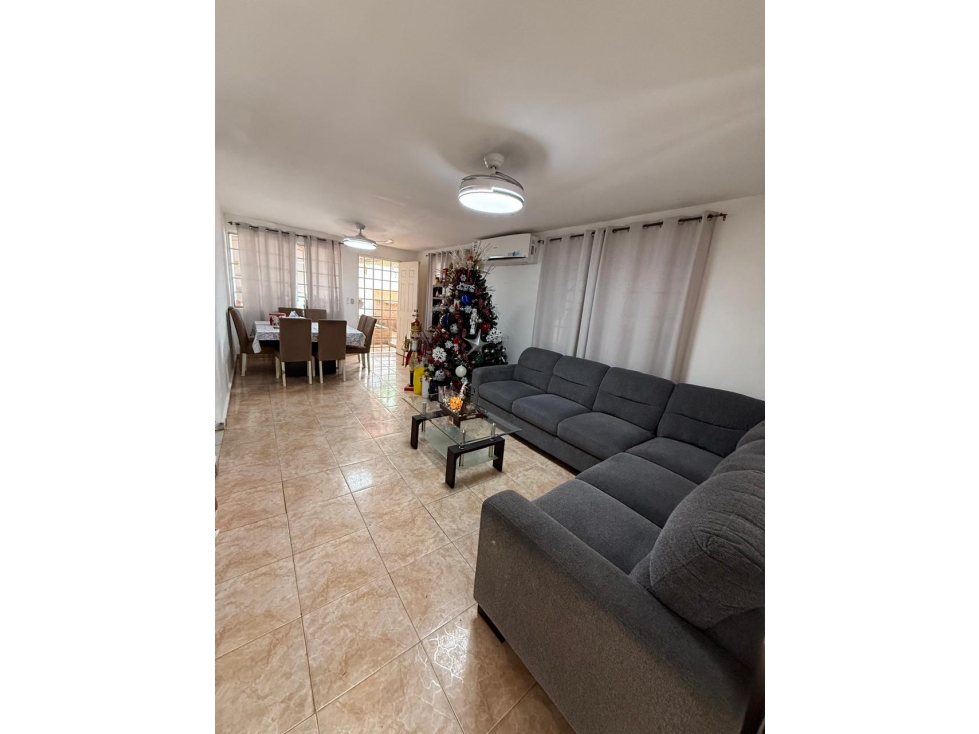 DON BOSCO / VILLA LAS ACACIAS / 195M / 4 HABITACIONES / 2 NIVELES — foto 2