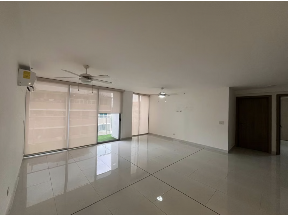 EL CANGREJO / PH VELURE / 129M / 2 HABITACION / BALCON / LINEA BLANCA — foto 3