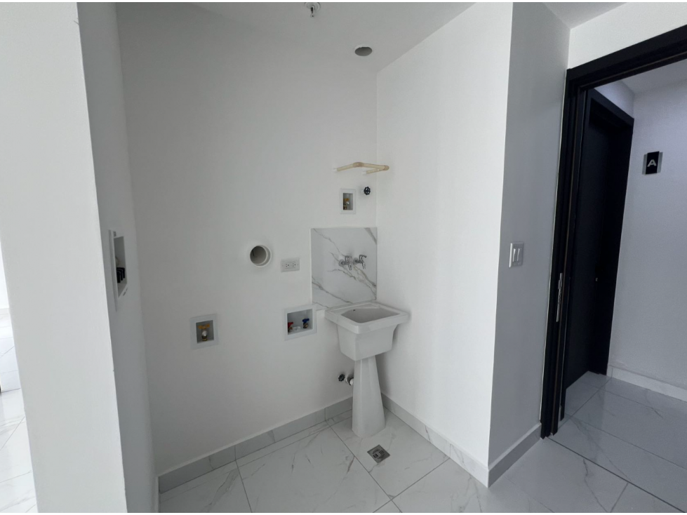 MINI DEISGN / CALLE 50 / 51M / 1 HABITACIÓN / 2 BAÑOS / INVERSIÓN — foto 4