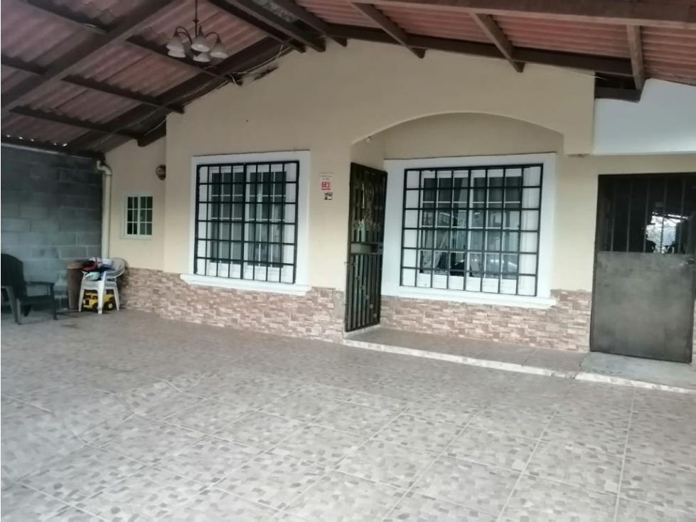 CHORRERA / VILLAS DE MONTELIMAR / 3 HABITACIONES / 225m2 / TERRAZA / Y — foto 3