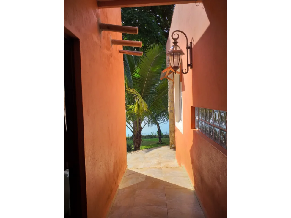 ARCHIPELAGO DE LAS PERLAS / ISLA SABOGA / FRENTE AL MAR / 2000 M2 - 5