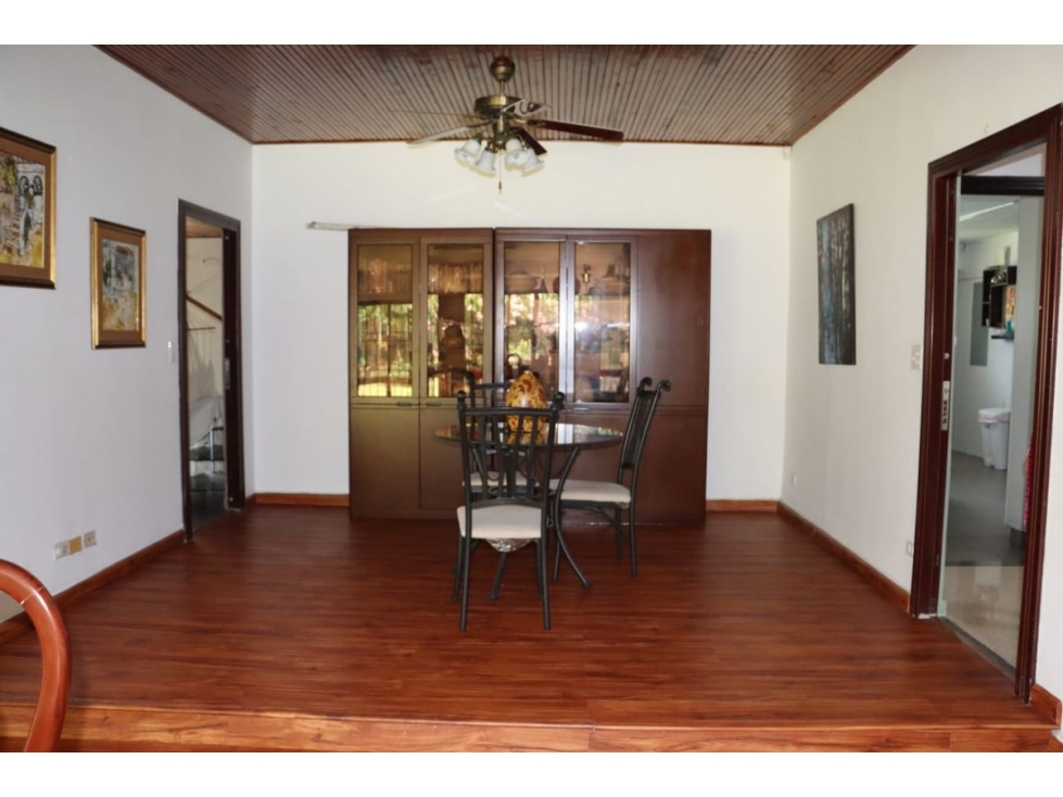LAS CUMBRES / VILLA ZAITA / 1452 M2 / 4 HABITACION / TERRAZA / JARDIN — foto 5