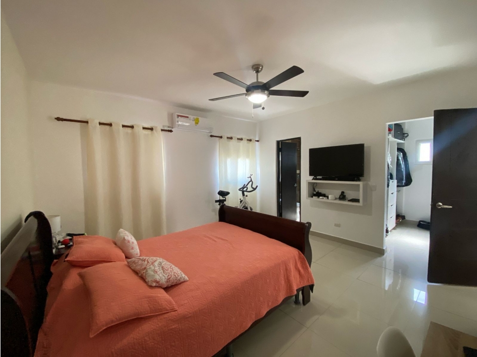 SE VENDE CASA 405 M2 EN ALTOS DE PANAMÁ HORIZONTES II CON TERRAZA — foto 4
