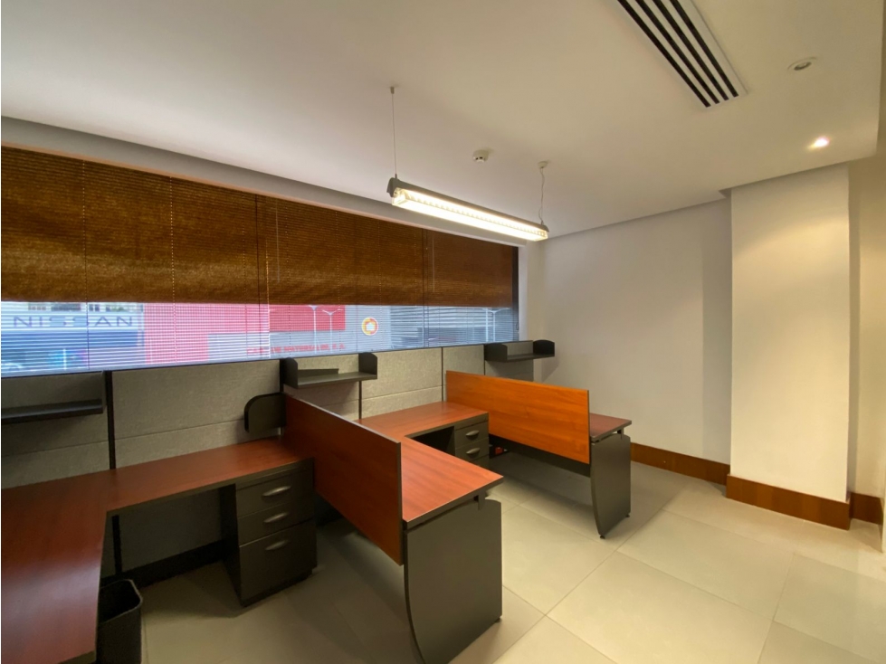 CALLE 50 / PLAZA CALLE 50 / 430 M2 / DIVISIONES / 8 PARKING / AMOBLADO — foto 6