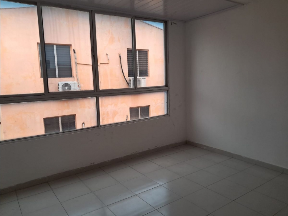 LLANO BONITO / VIA PRINCIPAL JUAN DIAZ / 68 M / 2 HABITACIONES — foto 3