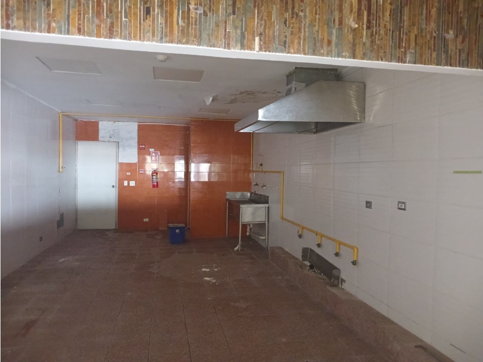 CORONADO MALL / 42M / UBICACION ESTRATEGICA / VACIO / FOOD COURT AG - 5