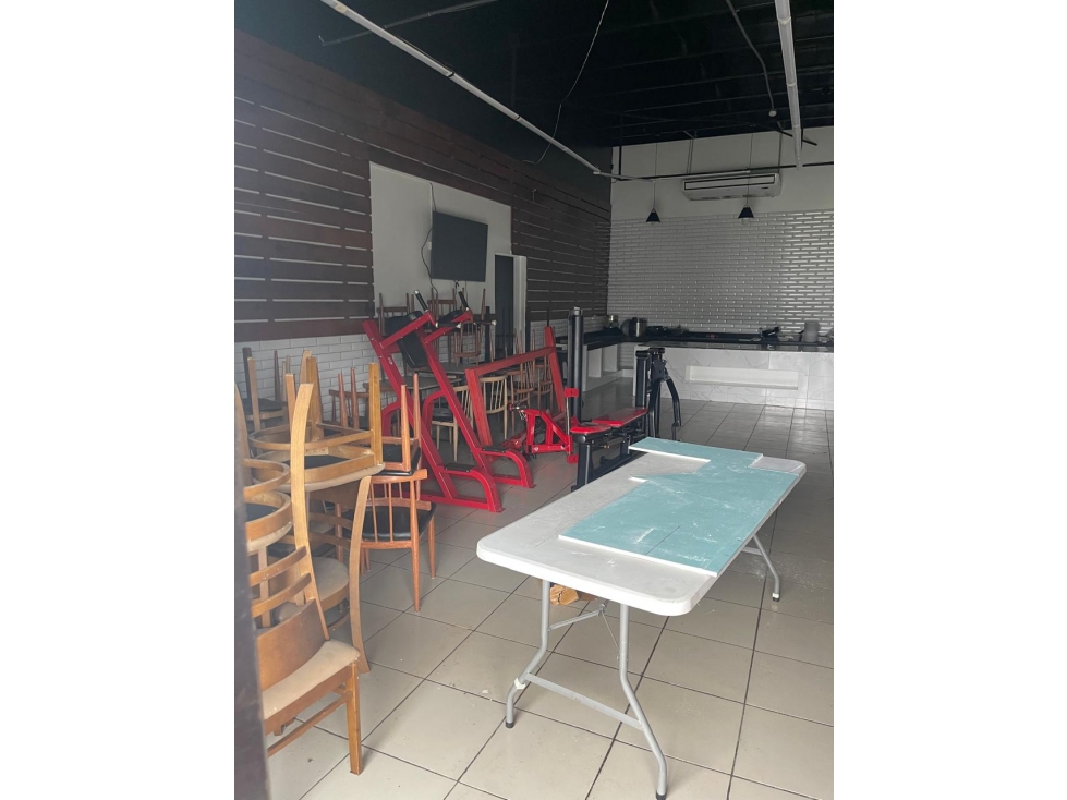 COLON / 160M2 / LOCAL PLANTA ALTA / VACIO / AS - 3