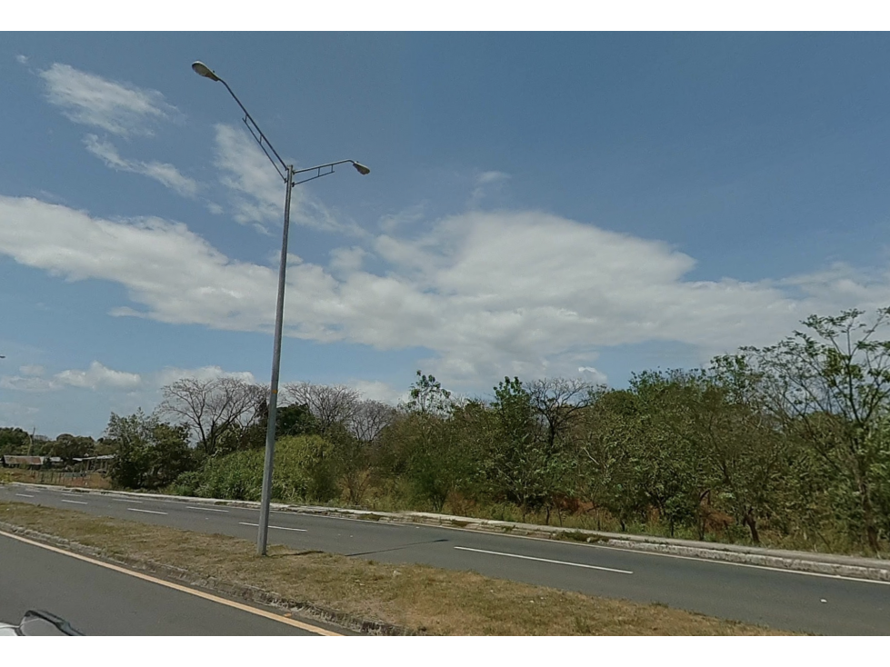SE VENDE TERRENO COMERCIAL EN LA MESA DE VERAGUAS VIA INTERAMERICANA - 5