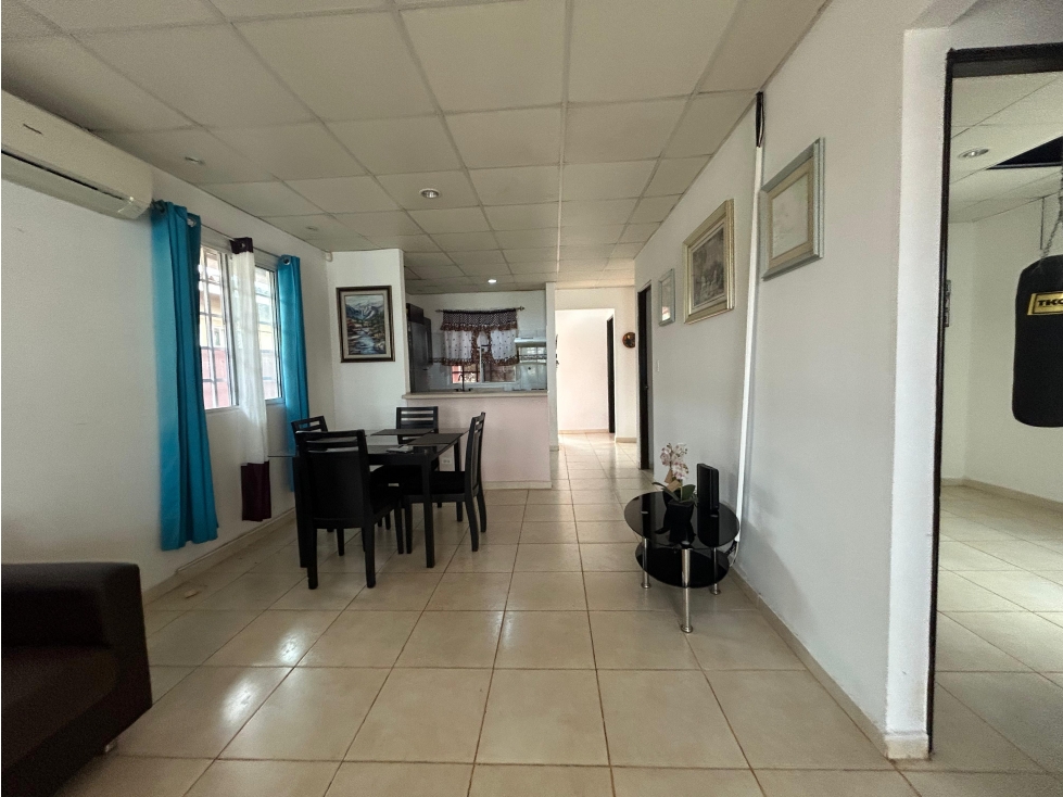 ARRAIJAN / URB. EL EDEN / 180M / 3 HABITACION / 1 PARKING / PATIO