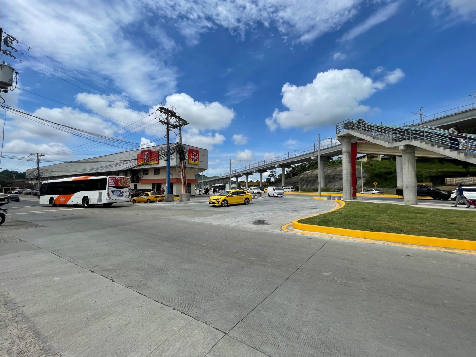 SE ALQUILA LOCAL COMERCIAL EN VILLA ZAITA 120 M2 AMPLIO — foto 6