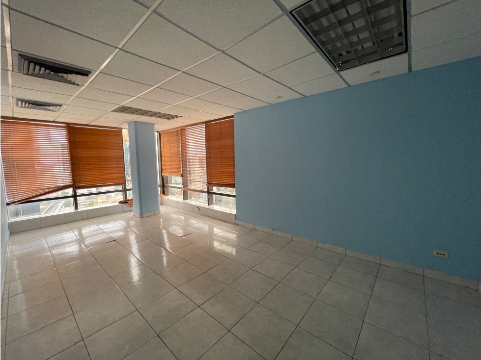 OFICINAS / BELLA VISTA / VALLARINO / 485M / 2 BAÑOS / 6 DIVISIONES - 6