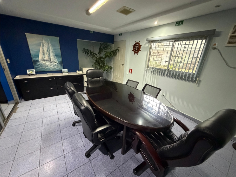 SE VENDE OFICINA ANCON BALBOA LA BOCA 260M AIRE ACONDICIONADO DUPLEX — foto 2