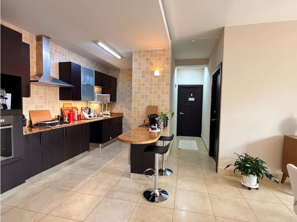 SE ALQUILA APARTAMENTO EN ANCON PH AMADOR HEIGHTS 132 M2 AMOBLADO — foto 3