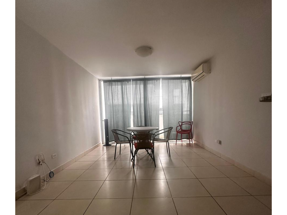 SE VENDE APARTAMENTO 64M EN TORRES DE TOSCANA CON LINEA BLANCA