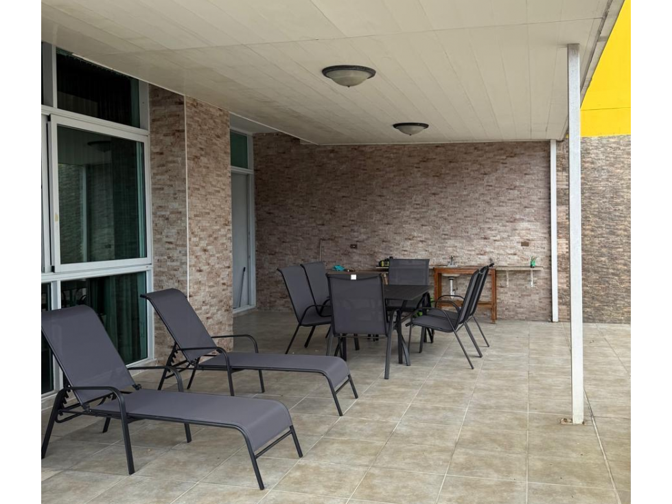 SE VENDE APARTAMENTO CONDADO DEL REY KINGS PARK 300M TERRAZA PRIVADA