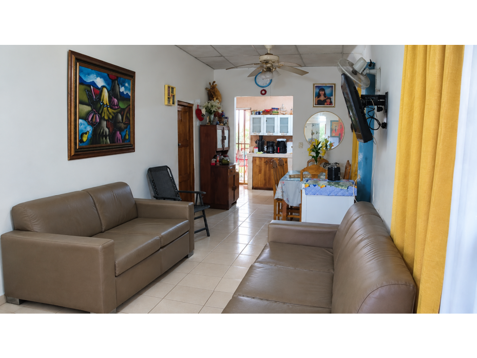 LA CHORRERA / BARRIO COLON / 270M / 3 HABITACIONES / 1 BAÑO / AMPLIA — foto 2