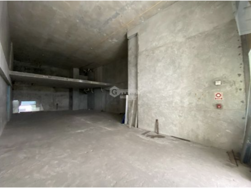 LOCAL COMERCIAL / VIA BRASIL / 217 M2 / CITY MALL / PLANTA BAJA - 5