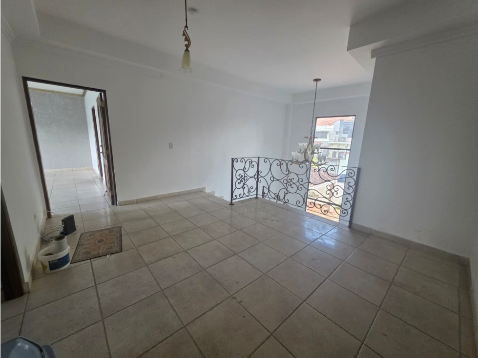 SE VENDE LUJOSA CASA EN DOS MARES 7 HABITACIONES PISCINA Y JACUZZI — foto 5