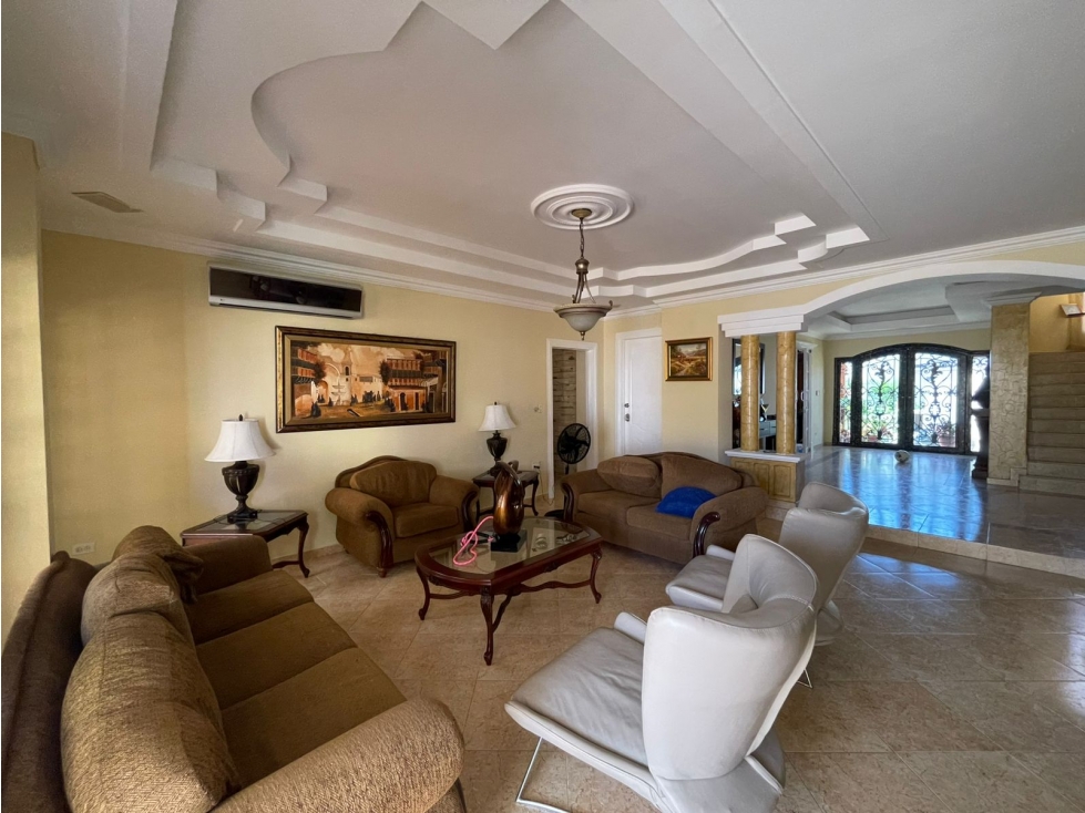 ANCÓN / RAINFOREST VILLAGE / 4 HABITACIÓN / 762M / PATIO / TERRAZA — foto 3