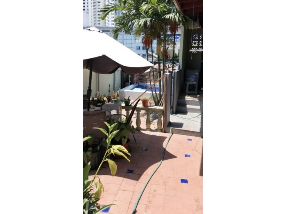 BETANIA / LOS ANGELES / 470M / 3 HABITACIONES / 3 PARKING / PISCINA - 4