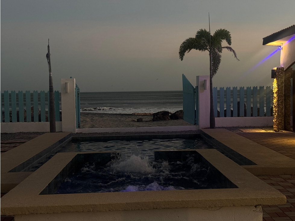 GORGONA / PLAYA MALIBU / 910M / 2 HABITACIONES / FRENTE AL MAR