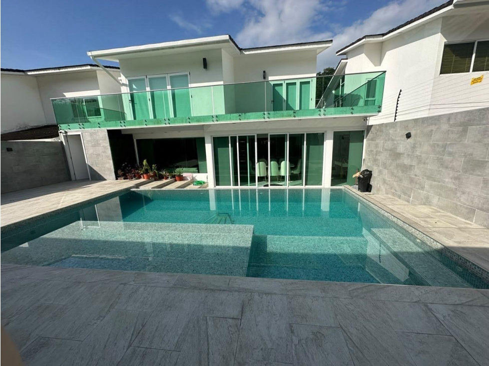 ALTOS DE PANAMÁ / HORIZONTES / 600M / 3 HABITACIONES / REMODELADA