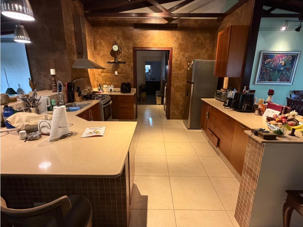 LLANOS DE CURUNDU / 700M / 3 HABITACION + SERVICIO / PATIO / TERRAZA — foto 5