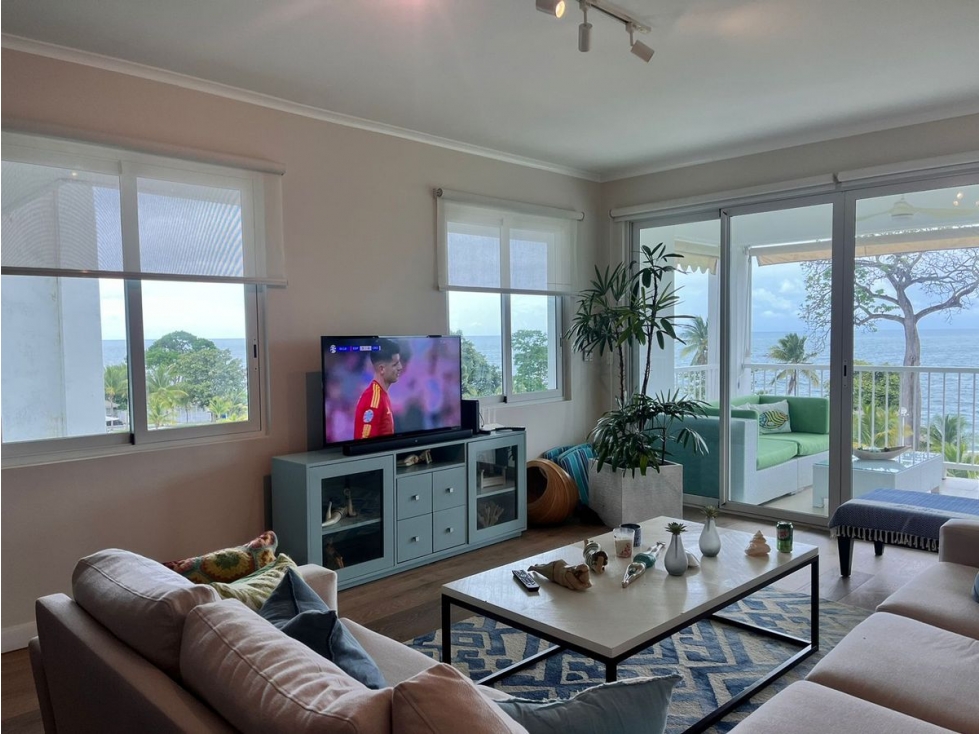 COCLE / BIJAO BEACH / 210 M2 / AMOBLADO / BALCON / FRENTE AL MAR - 3