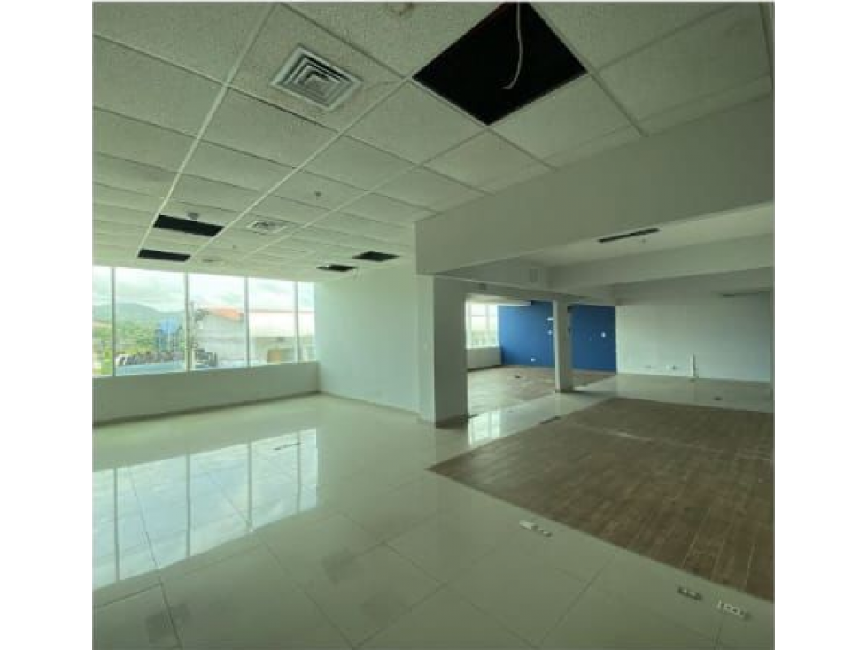 SE VENDE GALERA DE 1603M EN PARQUE INDUSTRIAL MILLA 8 CON MEZANINNE — foto 6