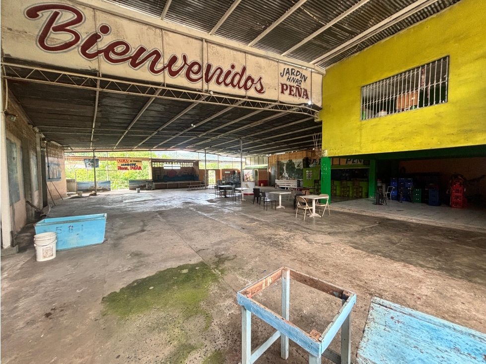 ARRAIJAN / TERRENO COMERCIAL / 759M / CUARTOS DE AQLUILER / BAR - 5