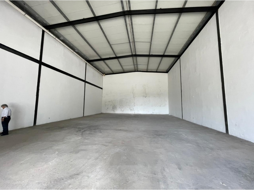 GALERA / JUAN DIAZ / PARQUE INDUSTRIAL / 500 M / MEZZANINE — foto 4