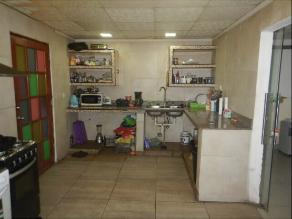 SAN ANTONIO / VIA PRINCIPAL / 263.70 / 3 HABITACIONES / CERCADA JC — foto 5