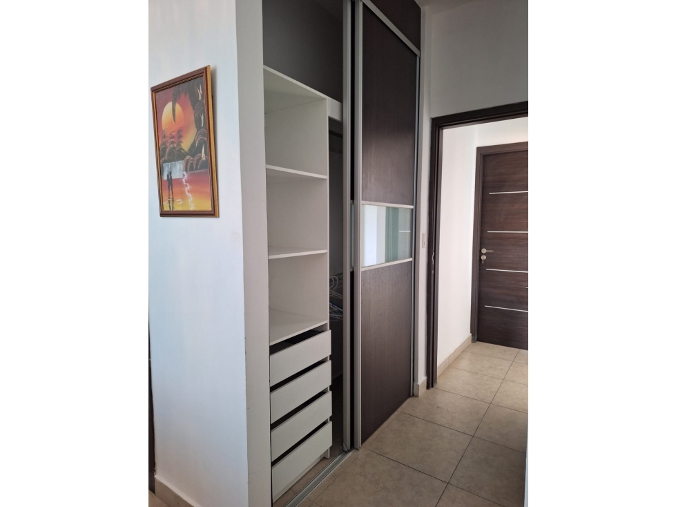 SE VENDE APARTAMENTO EN SAN CARLOS PH CASA REAL 145 M2 CON BALCON — foto 2