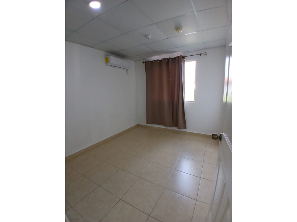 ARBOLEDAS CLUSTER / LOS AVELLANOS / 3 HABITACIONES / 120 M2 / VACIO — foto 6