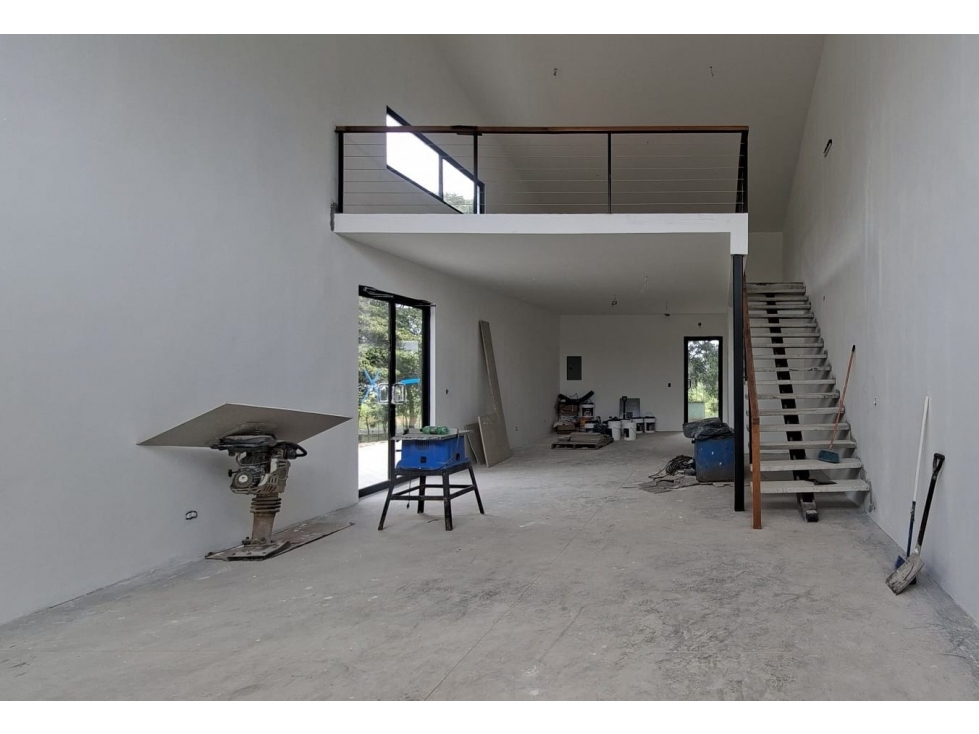 SE ALQUILA LOCAL COMERCIAL 120M EN SAN CARLOS SOBRE VIA ASFALTADA — foto 4