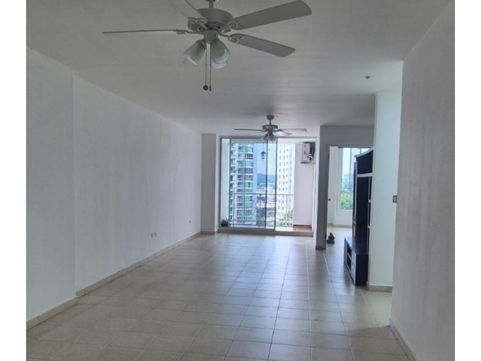 SE VENDE APARTTAMENTO VIA ARGENTINA PLAZA 77 123M 3 HABITACION BALCON