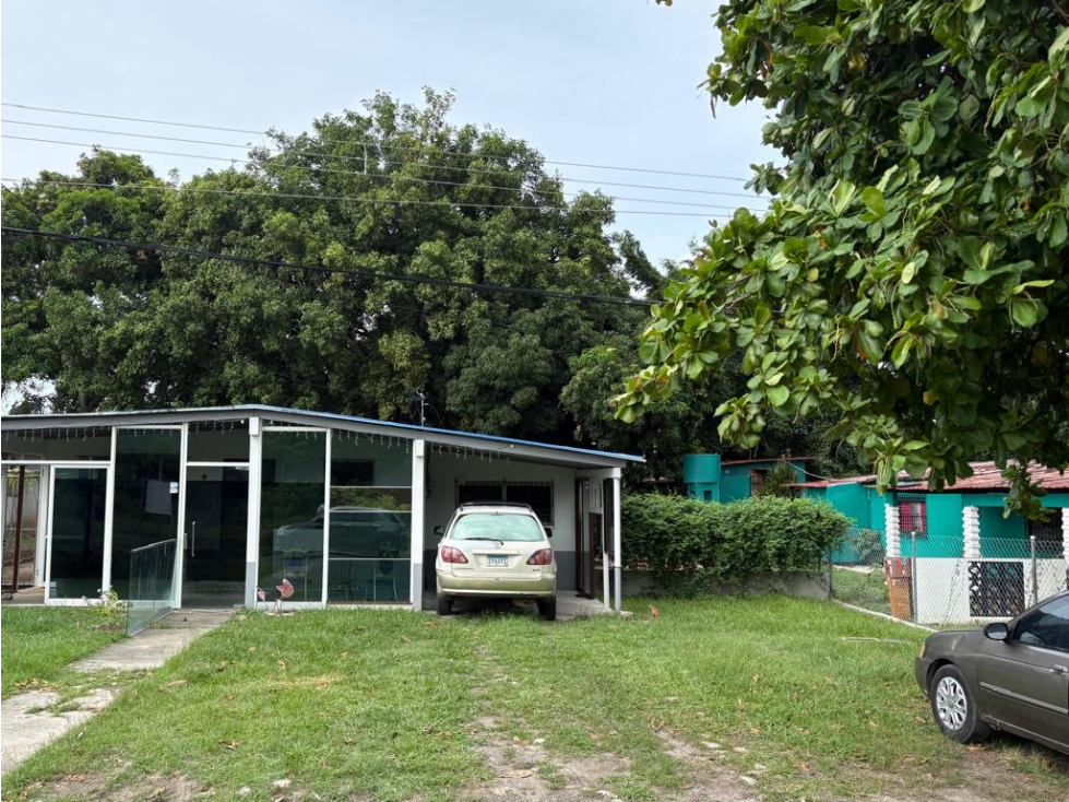 CHAME / CASA Y TERRENO / 1100M / VIA INTERAMERICANA / VIA PANAMERICANA - 1