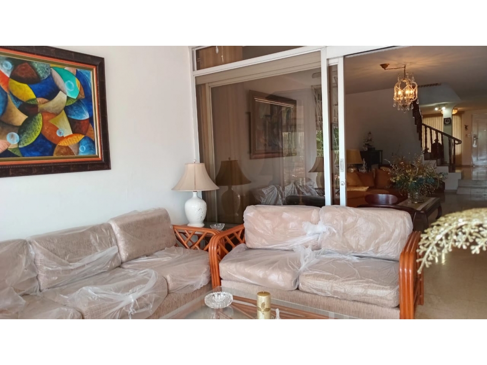 HATO PINTADO / 384M / 3 HABITACIONES / 2 PARKING / 2 NIVELES / TERRAZA - 3