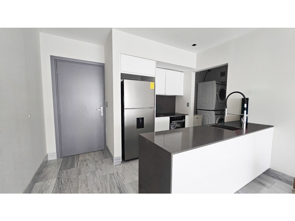 AVE BALBOA / NUOVO BY ARMANI / 129M / 2 HABITACION / LINEA BLANCA