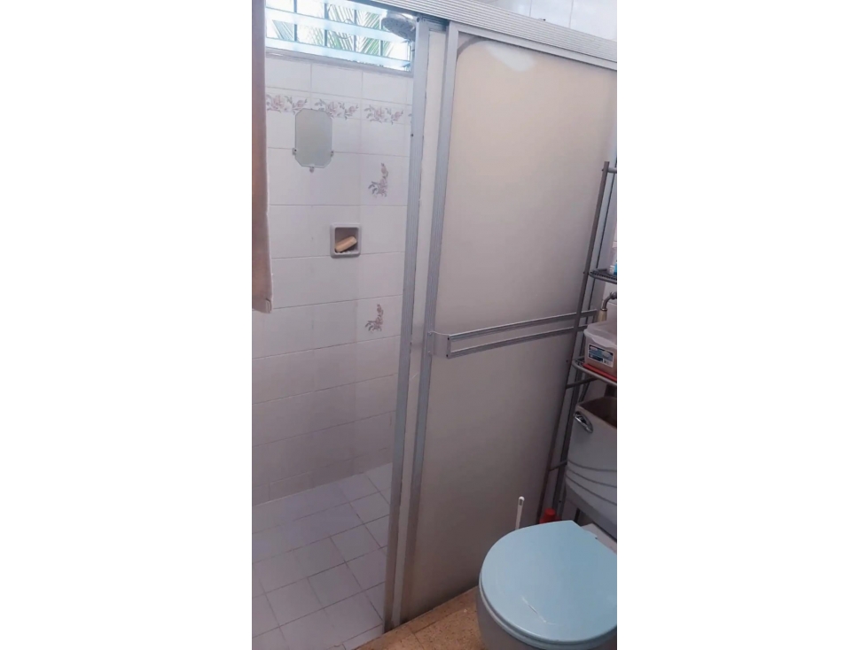 VENTA DE CASA EN VILLA LUCRE CON 2 PARKING Y TERRAZA — foto 5
