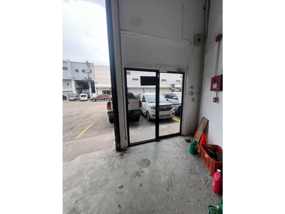 COSTA DEL ESTE / PARQUE INDUSTRIAL / 800M / 3 NIVELES / 4 OFICINAS — foto 4