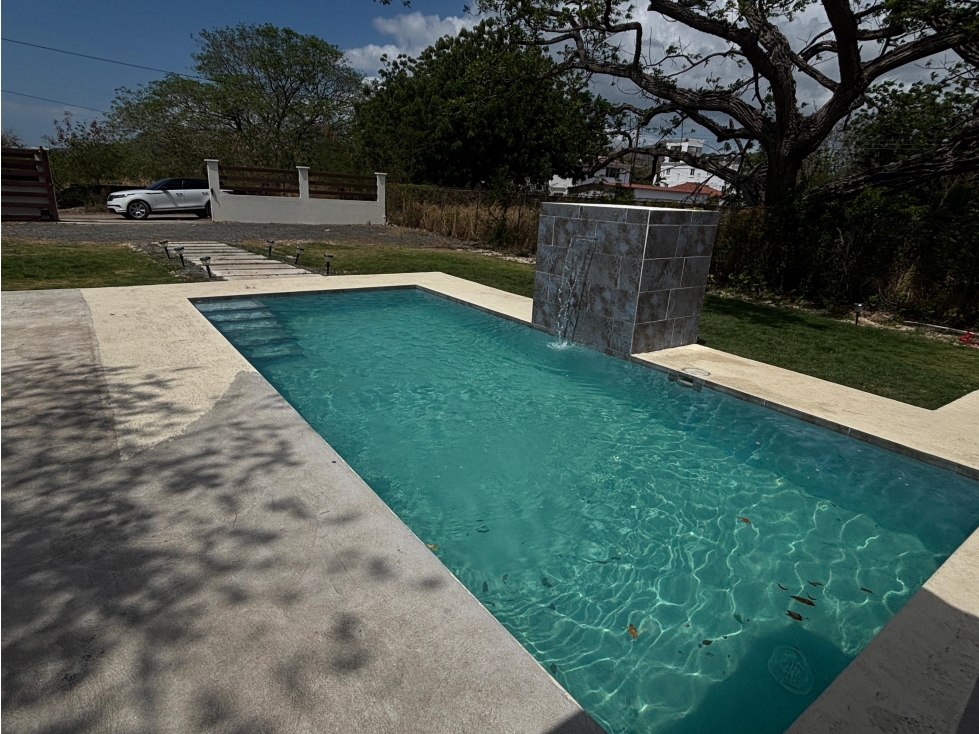 GORGONA / 800M / 3 HABITACIONES / PISCINA / A 1 CUADRA DE PLAYA MALIBU