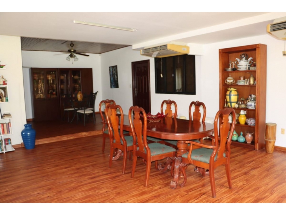 LAS CUMBRES / VILLA ZAITA / 1452 M2 / 4 HABITACION / TERRAZA / JARDIN — foto 4