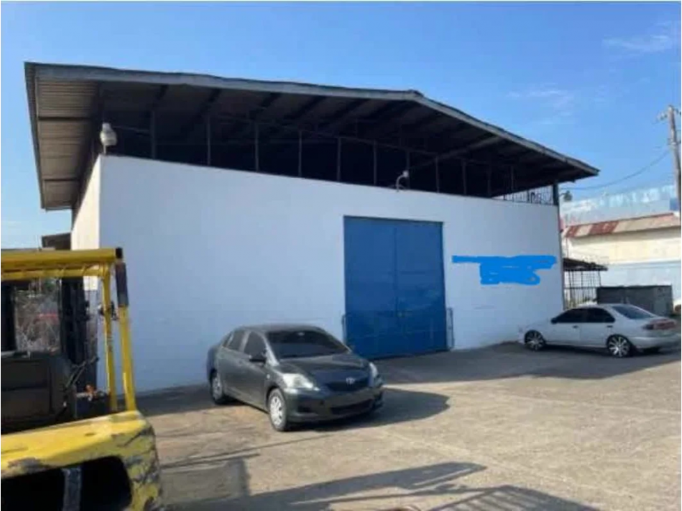 GALERA COMERCIAL / CON OFICINA / RIO ABAJO / 505M2 - 4