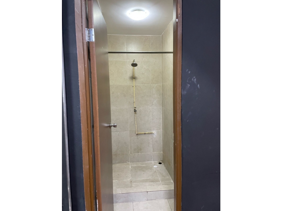 LOCAL COMERCIAL / ALTOS DE PANAMA / PLAZA NORTE / 212 M2 / PLANTA ALTA - 6