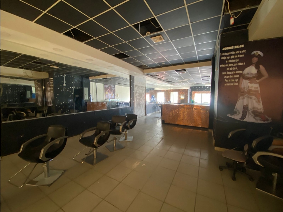 LOS ANDES / LOCAL COMERCIAL / 110 M / PLANTA ALTA / ESTACION DEL TREN — foto 2