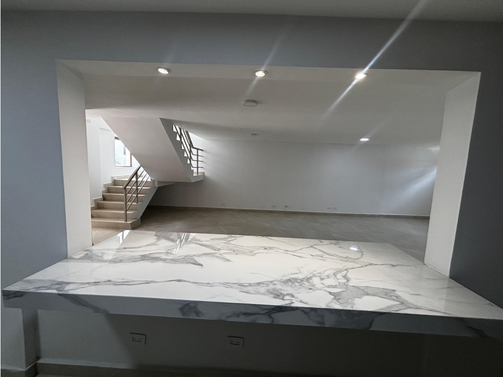 SAN FRANCISCO / FLAMINGO / 240M / 4 HABITACION / TERRAZA / 2 NIVELES