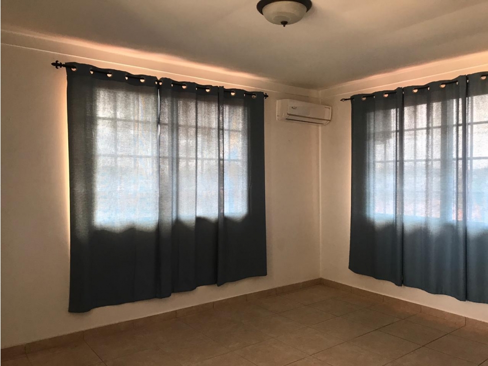 BRISAS DEL GOLF / 463 M2 / 5 HABITACION / 2 PARKING / ESQUINA / DUPLEX — foto 3