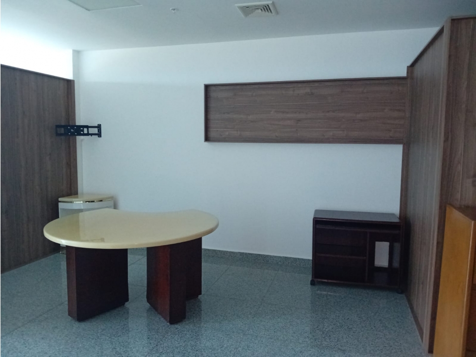 COSTA DEL ESTE / PENINSULA CENTER / 91M / 2 PARKING / SEMI MOBLADA